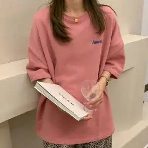 뉴트로 여자 반팔 티셔츠 오버핏 여성 라운드 박스티