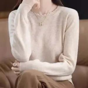 니트 여성 부드러운 촉감 물결 넥라인 니트 긴팔 티셔츠