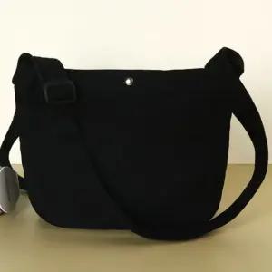 캔버스 보조 가방 크로스백 데일리 빈티지 블랙 캐주얼크로스백 대학생캠퍼스크로스백