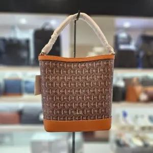 에스콰이아 HC12 여성 가죽 버킷 토트백 에스콰이아 여성 가죽 버킷 크로스백 EOFSHB8