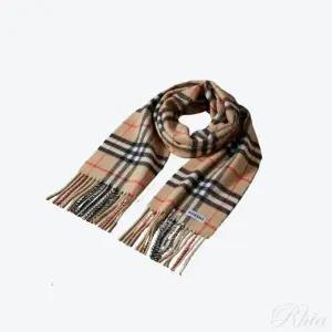 버버리 슬림 체크 캐시미어 목도리 남여 공용 8113377