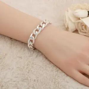 (국내제조) 세련된 실버 은팔찌(18cm) WE0C4A3