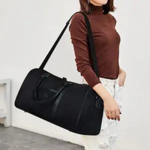 보스턴가방 넉넉한 수납 여행 짐가방 스타일 망치백 태슬사각숄더백 남녀공용가방