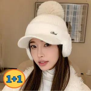 1+1 여자 겨울 골프 챙모자 방한 귀마개 방울 털모자