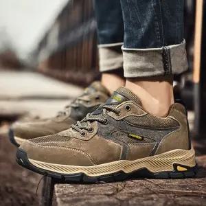 남성 야외활동 아웃도어화 등산 산책 편한 트레킹화