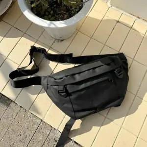 허리색 메신저백 캐쥬얼 보조 슬링백 커플 허리가방