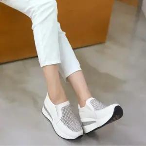 제이시 소가죽 여자 큐빅운동화 6CM 키높이신발 K235