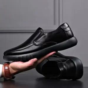 클래식한 남성 인조가죽 로퍼 발 편한 캐주얼화 구두 (WFG3AUJ)