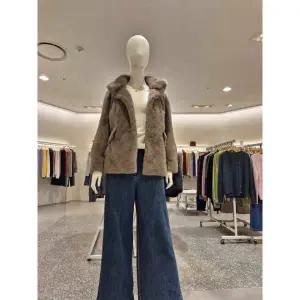 [UNIT](마산점)하이넥 퍼재킷 UFKWJA46CT