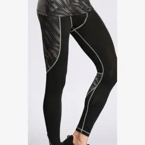 요가복 레쉬가드 조거팬츠 트레이닝 후드티리스 집업플자켓 오버핏 가을 겨울옷 잠바 점퍼 간절기 긴팔