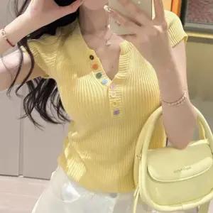 무지개 색상 단추 여성 골지 니트티 여름 노랑 반팔 여자 옷
