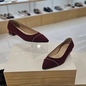 [미소페][미소페] by미소페 여성 비즈 포인트 로우힐 펌프스(3cm) 112531001 (P003754391)