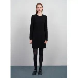 [롯데백화점]시스티나 니트 라운드 긴팔 원피스-ASKOPO41010