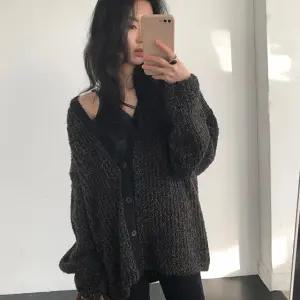 [메이비베이비] Scarab Cardigan (2colors)