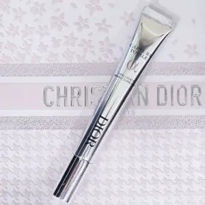 디올 캡춰 토탈 히알루샷 15ml-2배매끄러워진피부[박스없음]