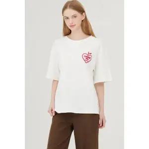 [베네통](강남점)애플자수포인트티셔츠BATSF7541