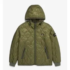 [갤러리아] [광교] 내셔널지오그래픽 배색 포인트 퀼팅 후디 점퍼 N224UPD040