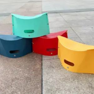 의자 레드 접이식 간이 놀이동산 폴딩체어 플라스틱 휴대용 줄서기