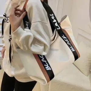 남성가방 숄더백 데일리 여자 레터링 포인트 숄더백 에코백 WFJX23L