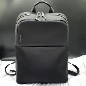 만다리나덕 백팩 책가방 서류가방 중고 가방 은피아노