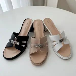 소가죽 더블스트랩 버클 슬리퍼 로우힐 여성화 6SS