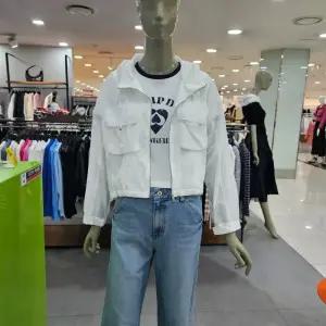 시슬리/애플아울렛/포비 후드 크롭 점퍼 SAJP32331