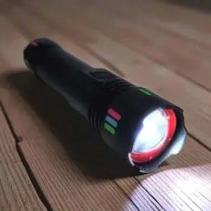 충전식 줌 후레쉬 6000루멘 순찰 등산 휴대용 손전등