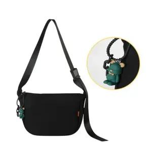 인형 참장식 방수포 캐주얼 크로스백 숄더백 가방데일리 여성 보조 핸드백 학생 에코백 토트백