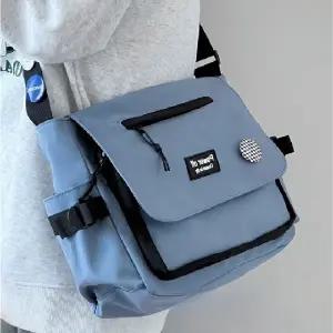 영패커 대학생 고등학생 메신저백 옆으로매는책가방 노트북  남성 중학생가방 가벼운 학원가방