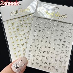 2개입 3D 금박 + 은박 리본 네일 아트 스티커 귀여운 나비넥데칼 8x10cm 반짝이는 셀프 접착 용품