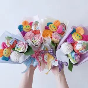 킨더조이 스마일 인형꽃 초콜렛 꽃다발 입학 졸업 수료 학예회 비누꽃 축하 응원 남아 여아 초등 교회 선물