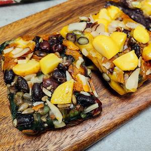 영양찰떡 국산찹쌀 모듬 단호박 흑미 쑥영양 떡 2kg 아침식사대용 꼬막이네 곡물창고