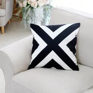 [텐바이텐]모던 블랙 스트라이프 쿠션커버 - A타입