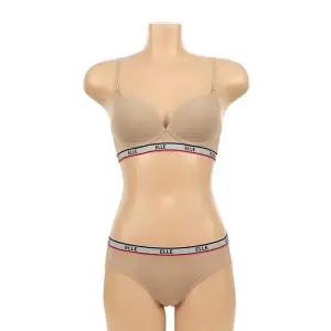 갤러리아 ELLE)스킨 노와이어 삼색 밴드 브라팬티세트(EBWBR872SK/EBWBP872SK)