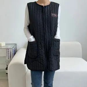 [이솔홈] 줄누빔 조끼 기모 앞치마 겨울 방한 누빔 패딩