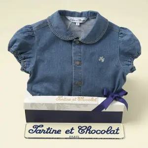 [롯데백화점]타티네쇼콜라 하이비데님점프슈트 (유아돌선물세트)TTNMQA174B