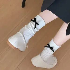 스윈 뒷목 리본 코사지 여성 장목 패션 양말