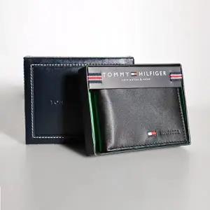 [타미힐피거]타미힐피거 가죽 남성 레더 반지갑 31TL25X020