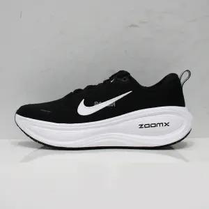 나이키 보메로 플러스 블랙 남성용 런닝화 HV8150-002