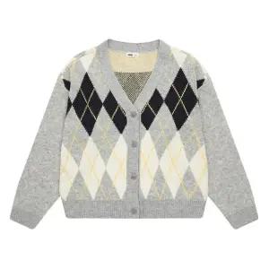 소이 HC14 브이넥 아가일 니트 가디건  23W5081