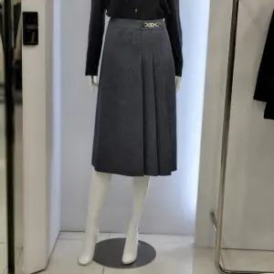 [꼼빠니아]럭셔리 체크 반주름스커트 CAEW0W QS110 392_YS