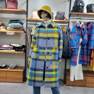 베네통/애플아울렛/레터링 자수 아카이브 체크 롱 코트/BACTB1561