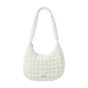 [널디](대전신세계)클라우드 퀼팅백 라지 아이보리 PNEF24BG0503