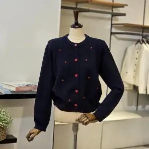 [대구백화점] [반에이크]하트도장 라운드 가디건(VB5YKCM323Z)