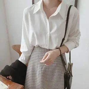 무지베이직셔츠 봄에 입기 좋은 블라우스 출근룩 사회 초년생 코디