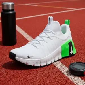 나이키 남성 화이트 안정적인 활동성 프리 메트콘 헬스 크로스핏 운동화6 헬스화 운동화 일상