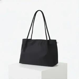 SHOOPEN 슈펜 나일론 핀턱 미디움 숄더백 (HPABGFA05Q RE) HPABCGAV03 602235