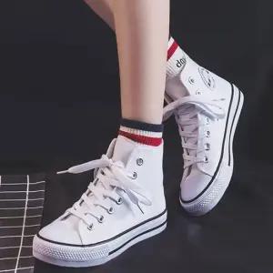 남녀 캐주얼 캔버스화 다니화 패션 운동화 스니커즈 남성스니커즈 대학생신발