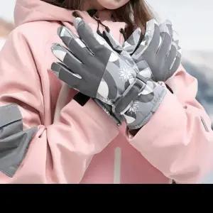 [콩심팥심]겨울용 방한 터치 낚시 야외 방한장갑 LW9014