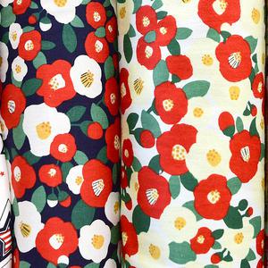 동백 꽃무늬 패턴 천 1마 천원단 패브릭 홈패션 원단 예쁜천 면원단 퀼트천 패브릭천